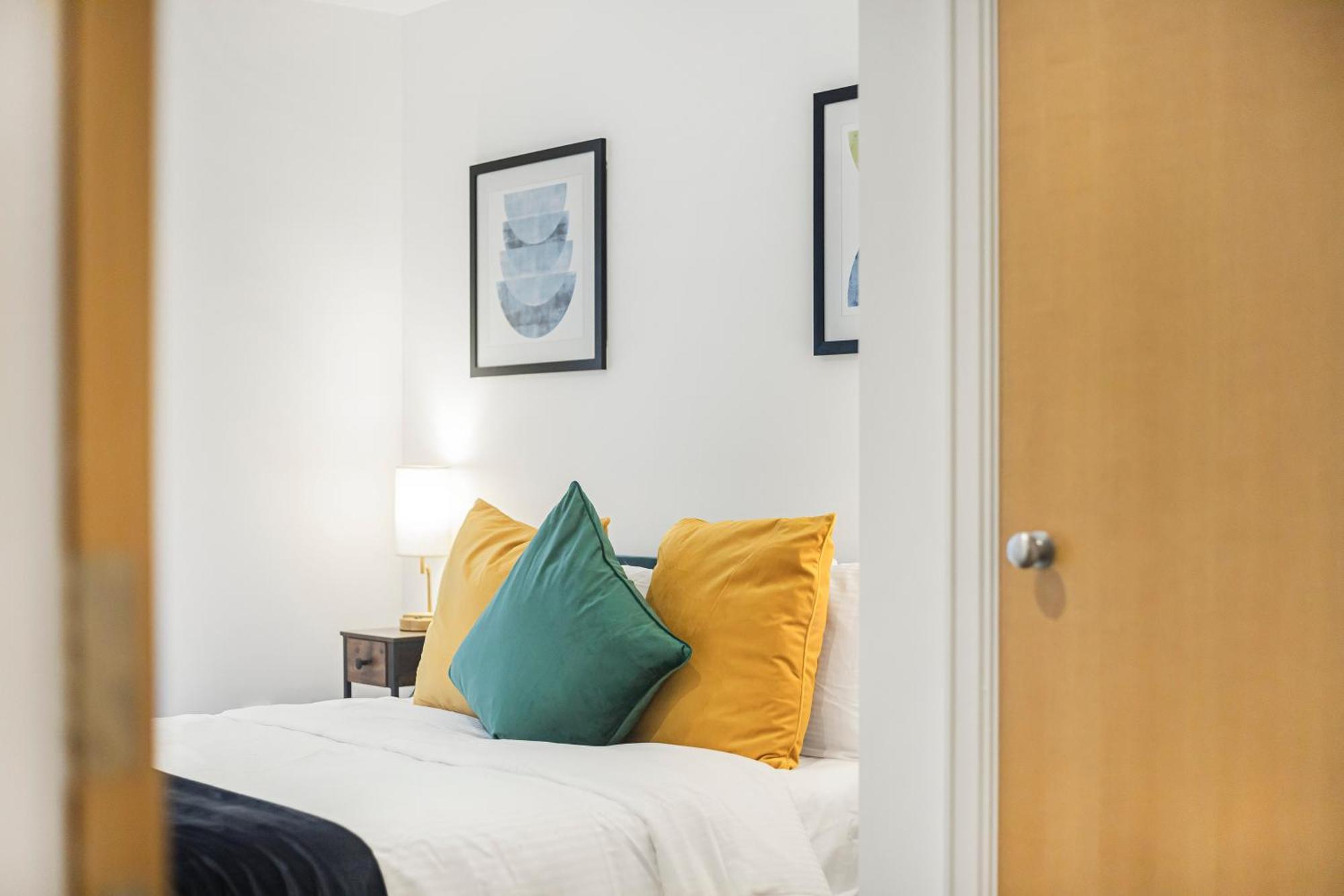 Athera - Hoxton Square 2 Bed, 2 Bath Entire Private Apartment London Exterior photo
